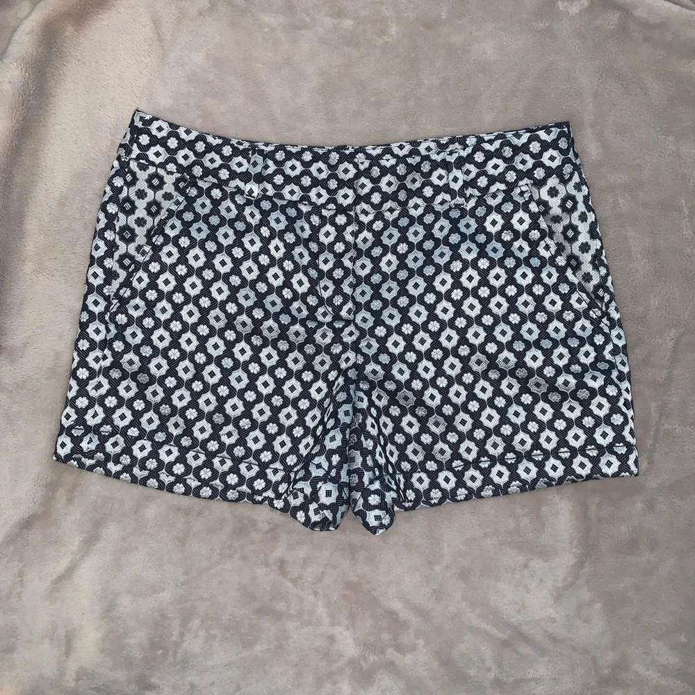 Loft textured print shorts
